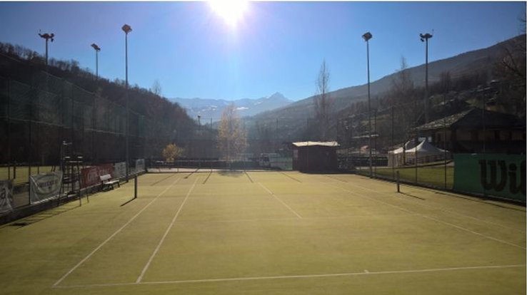 tennis-grand-combin-village-paradis_ea.jpg